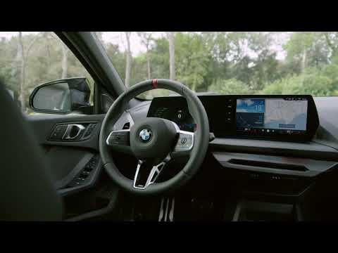 El nuevo BMW M135 xDrive: Los detales del interior